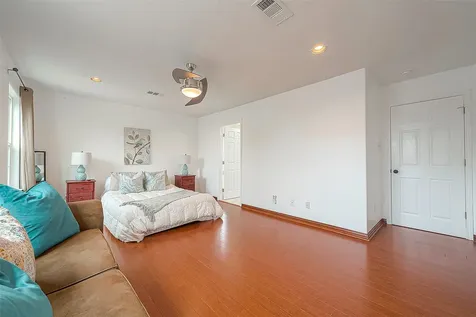 6703 Winton Street Houston TX 77021