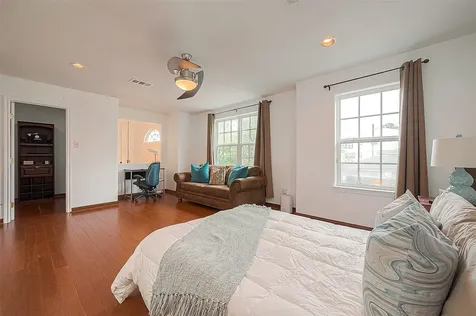 6703 Winton Street Houston TX 77021
