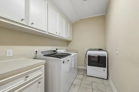 1119 Gardencrest Lane Houston TX 77077
