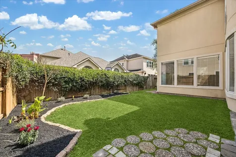 1119 Gardencrest Lane Houston TX 77077