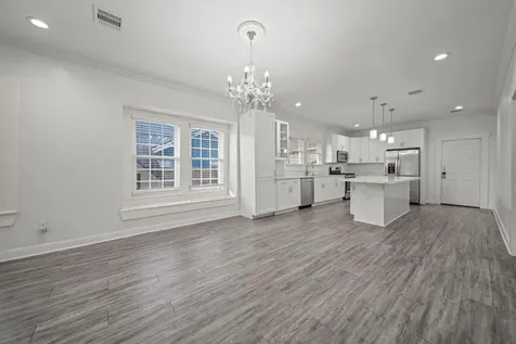 5711 Sherman Street Houston TX 77011
