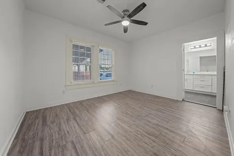 5711 Sherman Street Houston TX 77011