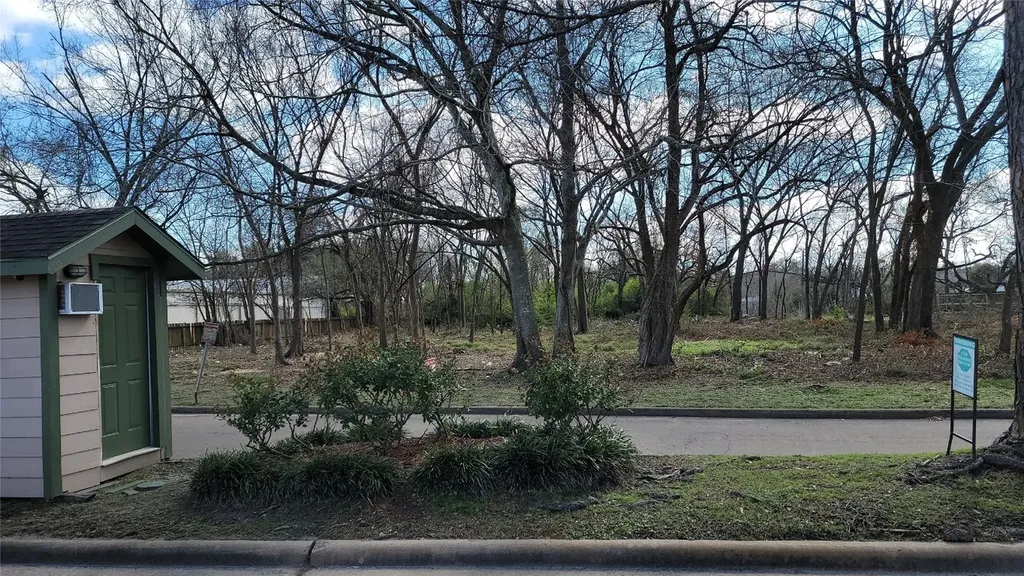7051 Majestic Oaks Drive Houston TX 77088