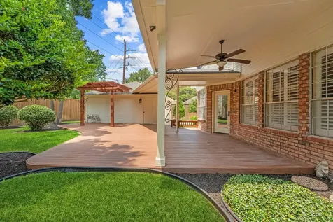 19309 Dianeshire Drive Spring TX 77388