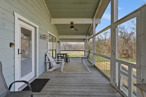 360 S Lakeside Drive Huntsville TX 77320