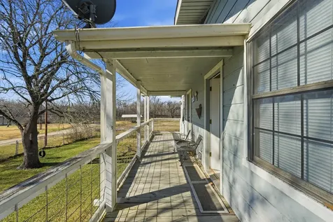 360 S Lakeside Drive Huntsville TX 77320