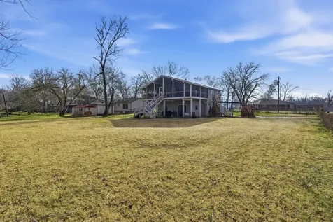 360 S Lakeside Drive Huntsville TX 77320