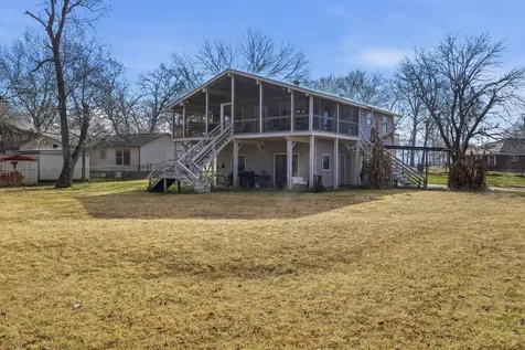 360 S Lakeside Drive Huntsville TX 77320