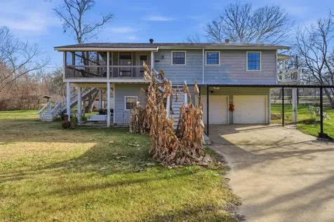 360 S Lakeside Drive Huntsville TX 77320