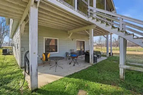 360 S Lakeside Drive Huntsville TX 77320