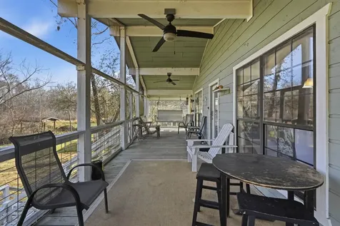 360 S Lakeside Drive Huntsville TX 77320
