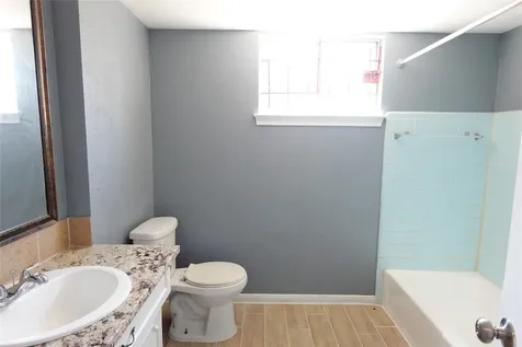 10642 Wolbrook Street Houston TX 77016