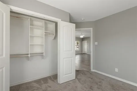 100 Shorewood Drive Riverside TX 77320