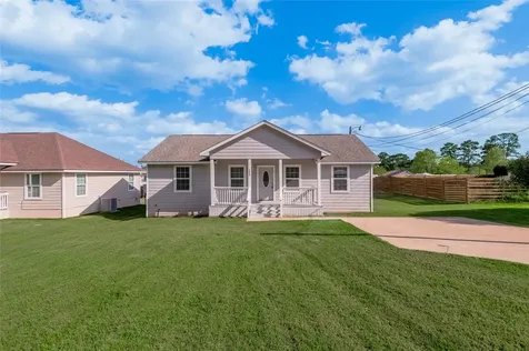 100 Shorewood Drive Riverside TX 77320
