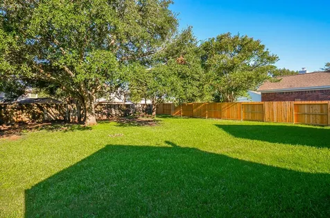 811 Spring Valley Court Sugar Land TX 77479