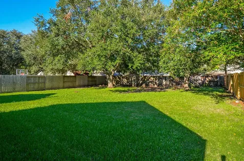 811 Spring Valley Court Sugar Land TX 77479
