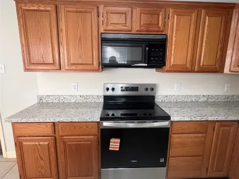 811 Spring Valley Court Sugar Land TX 77479
