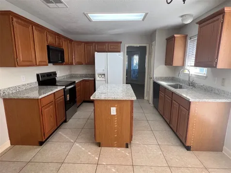 811 Spring Valley Court Sugar Land TX 77479