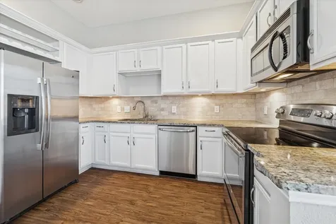 5353 Memorial Drive 3008 Houston TX 77007