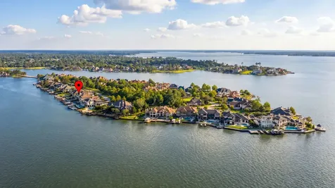 64 Benthaven W Montgomery TX 77356