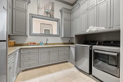 64 Benthaven W Montgomery TX 77356