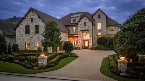 64 Benthaven W Montgomery TX 77356