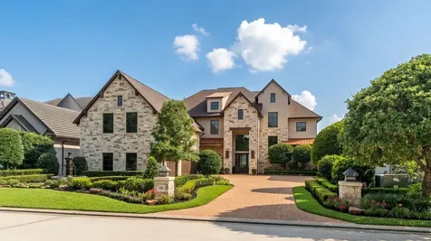 64 Benthaven W Montgomery TX 77356