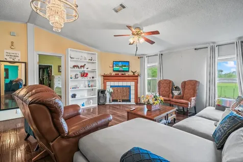 480 Sanford Lane Wharton TX 77488