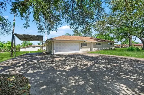1703 Burnett Drive Baytown TX 77520