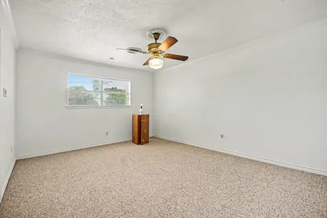 1703 Burnett Drive Baytown TX 77520