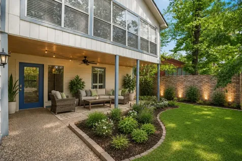 9 Lakeview Manor Huntsville TX 77340