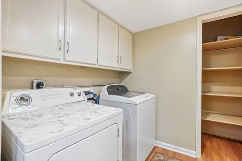 9 Lakeview Manor Huntsville TX 77340
