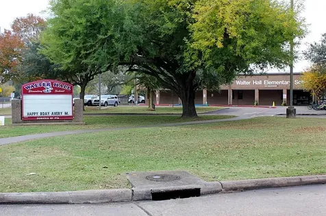 5614 Country Green Street League City TX 77573