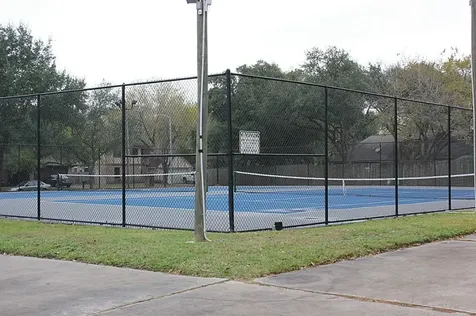 5614 Country Green Street League City TX 77573