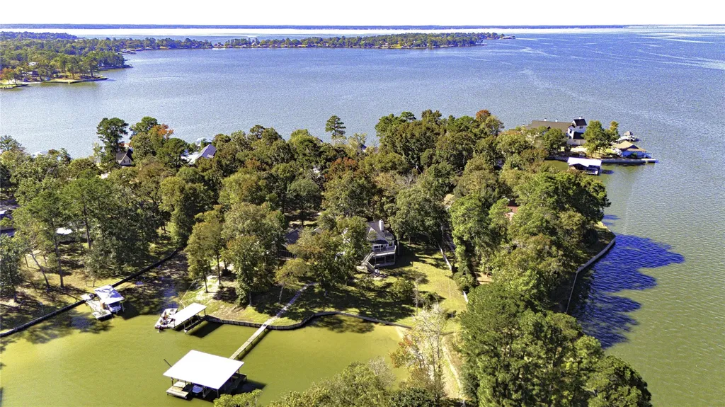 416 Island Drive Livingston TX 77351