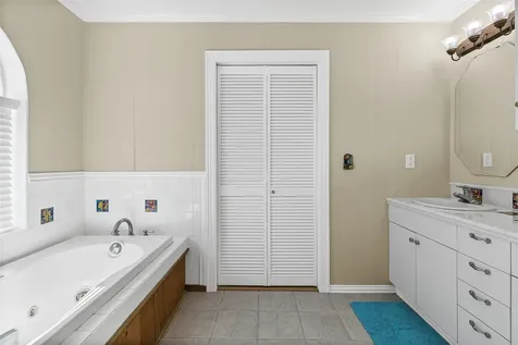 416 Island Drive Livingston TX 77351