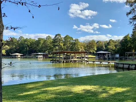 416 Island Drive Livingston TX 77351