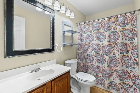 416 Island Drive Livingston TX 77351