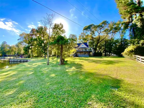 416 Island Drive Livingston TX 77351