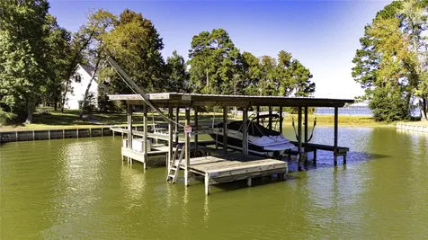 416 Island Drive Livingston TX 77351