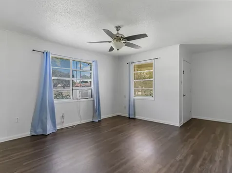 147 9th Street W Bay City TX 77456