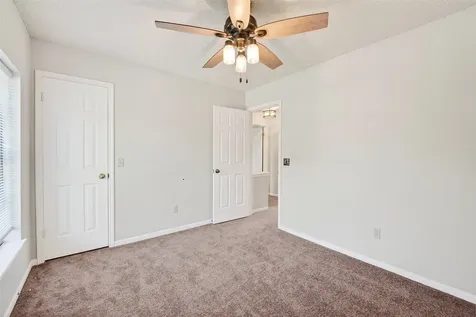 128 Bayou Bend Drive League City TX 77573