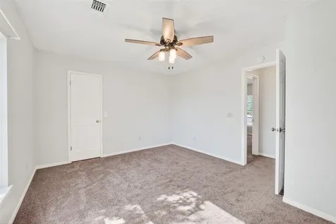 128 Bayou Bend Drive League City TX 77573