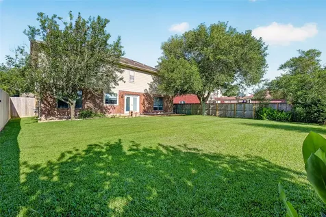 128 Bayou Bend Drive League City TX 77573