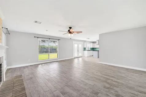 128 Bayou Bend Drive League City TX 77573