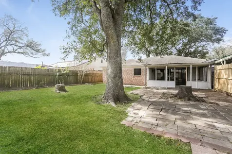 12115 Hillcroft Street Houston TX 77035