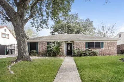 12115 Hillcroft Street Houston TX 77035