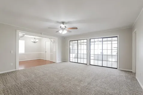12115 Hillcroft Street Houston TX 77035