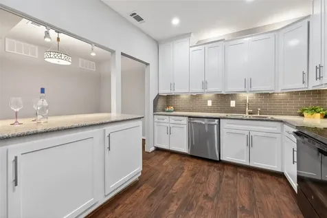2100 Tanglewilde Street 740 Houston TX 77063