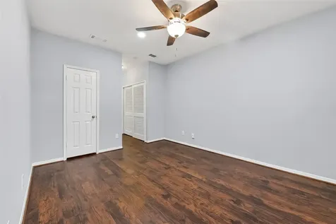 2100 Tanglewilde Street 740 Houston TX 77063